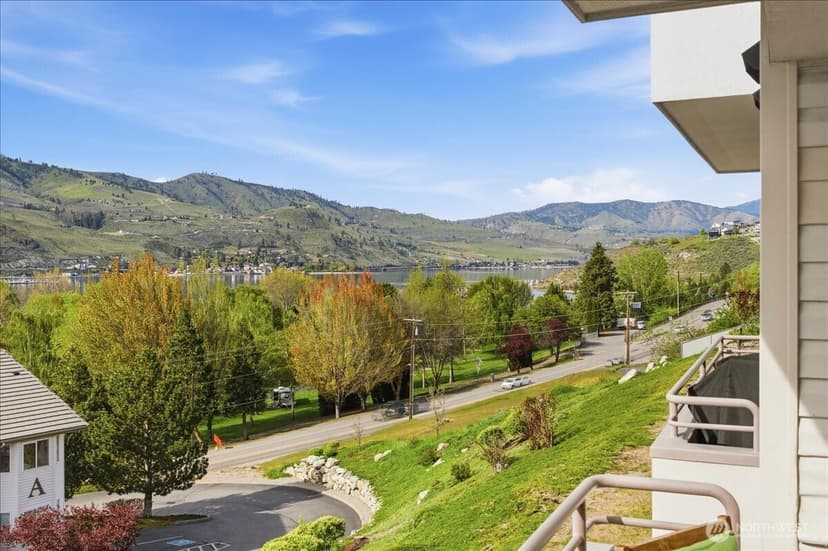 Property photo for 808 W Manson Highway #D201, Chelan photo 22