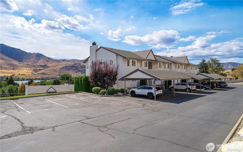 Property photo for 808 W Manson Highway #D201, Chelan photo 5