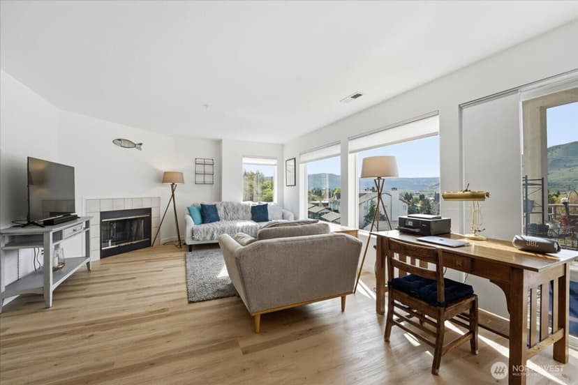 Property photo for 808 W Manson Highway #D201, Chelan photo 18