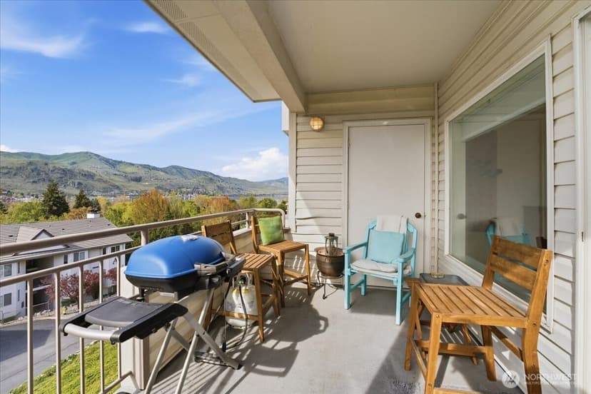Property photo for 808 W Manson Highway #D201, Chelan photo 21