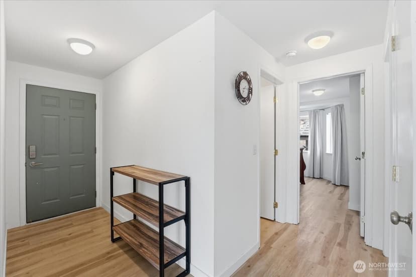 Property photo for 808 W Manson Highway #D201, Chelan photo 10