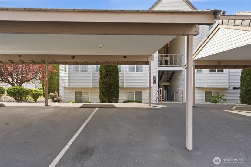 Property photo for 808 W Manson Highway #D201, Chelan photo 7