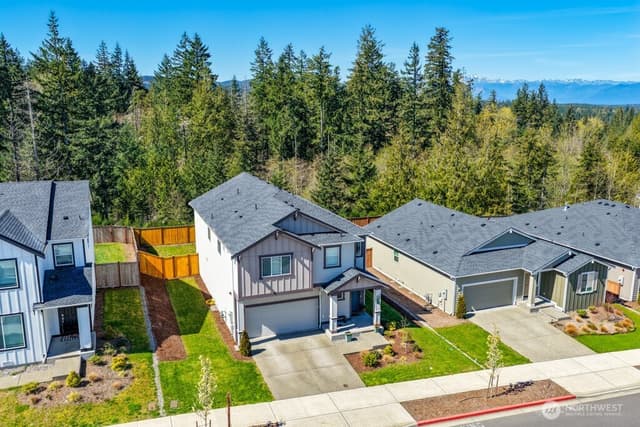 Property photo for 937 Panoramic Loop, Bremerton photo 2