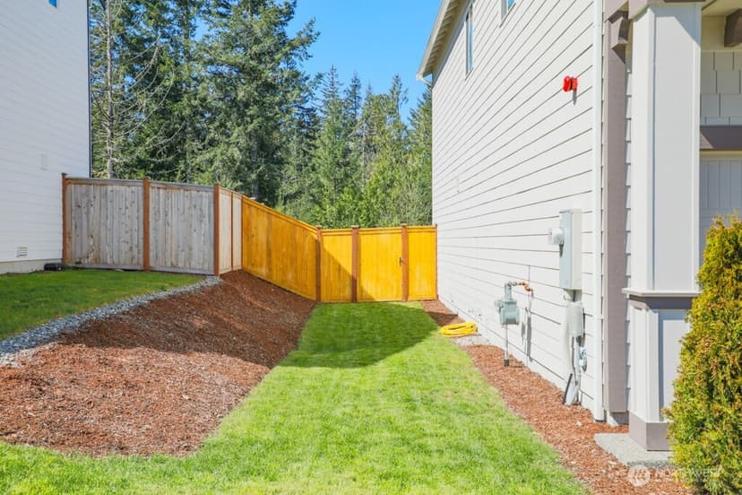 Property photo for 937 Panoramic Loop, Bremerton photo 4