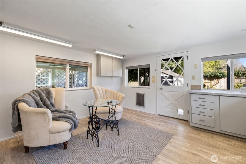 Property photo for 14225 104th Avenue NE, Kirkland photo 25