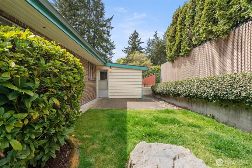 Property photo for 2604 Trenton Avenue NE, Bremerton photo 16