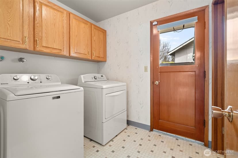 Property photo for 2604 Trenton Avenue NE, Bremerton photo 32