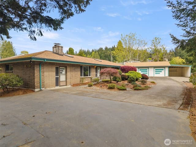 Property photo for 2604 Trenton Avenue NE, Bremerton photo 2