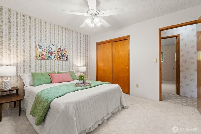 Property photo for 2604 Trenton Avenue NE, Bremerton photo 27