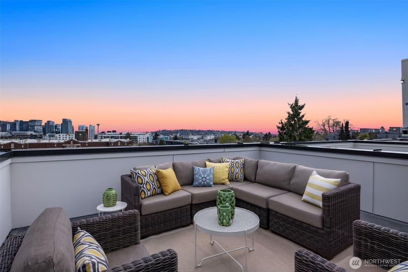 Property photo for 1321 E Denny Way, Seattle photo 15