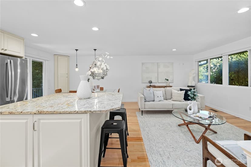 Property photo for 3411 77th Place SE, Mercer Island photo 14