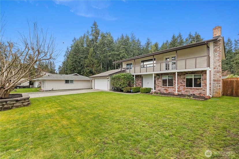 Property photo for 12028 31st Drive SE, Everett photo 2