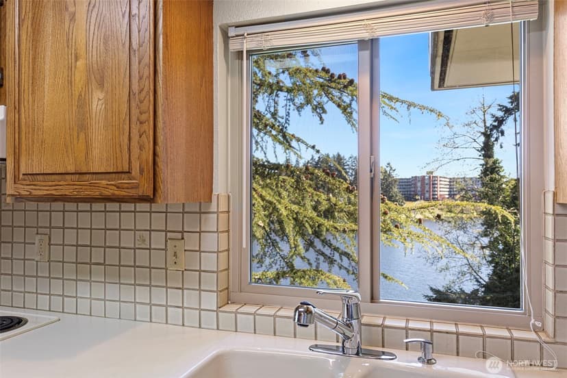 Property photo for 322 N 134th St #406, Seattle photo 12