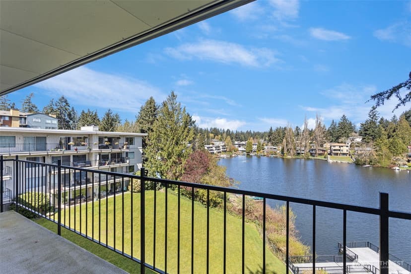 Property photo for 322 N 134th St #406, Seattle photo 6
