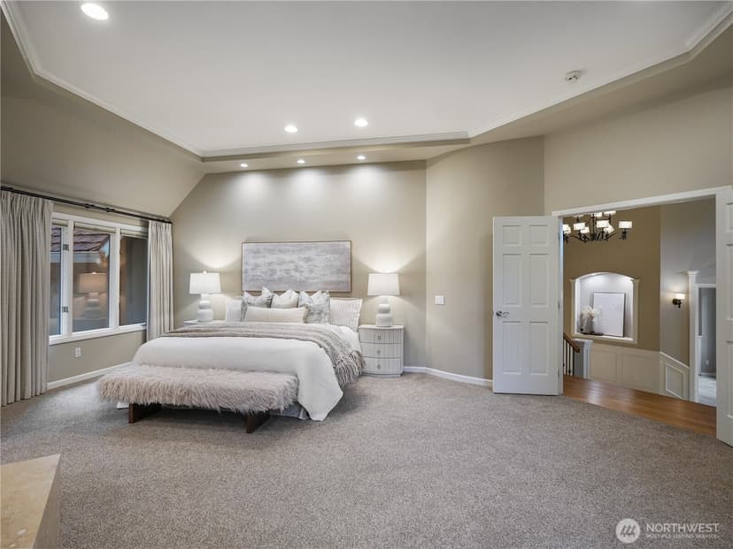 Property photo for 6158 162nd Place SE, Bellevue photo 10