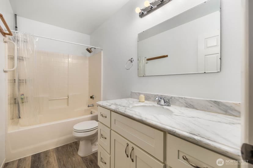 Property photo for 11130 SE 208th Street #H103, Kent photo 12