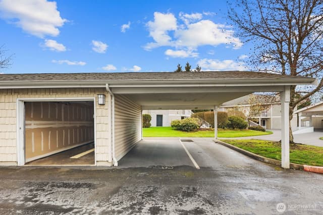Property photo for 11130 SE 208th Street #H103, Kent photo 3