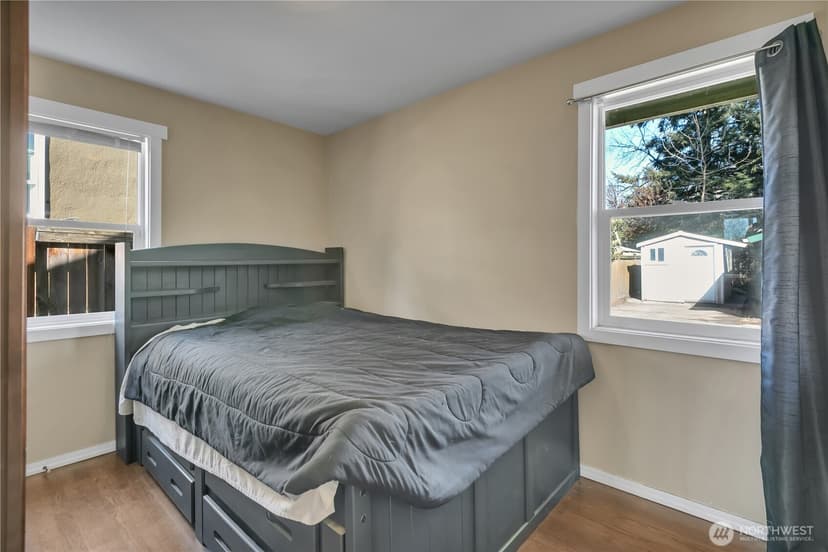 Property photo for 516 6th Ave S, Kent photo 16