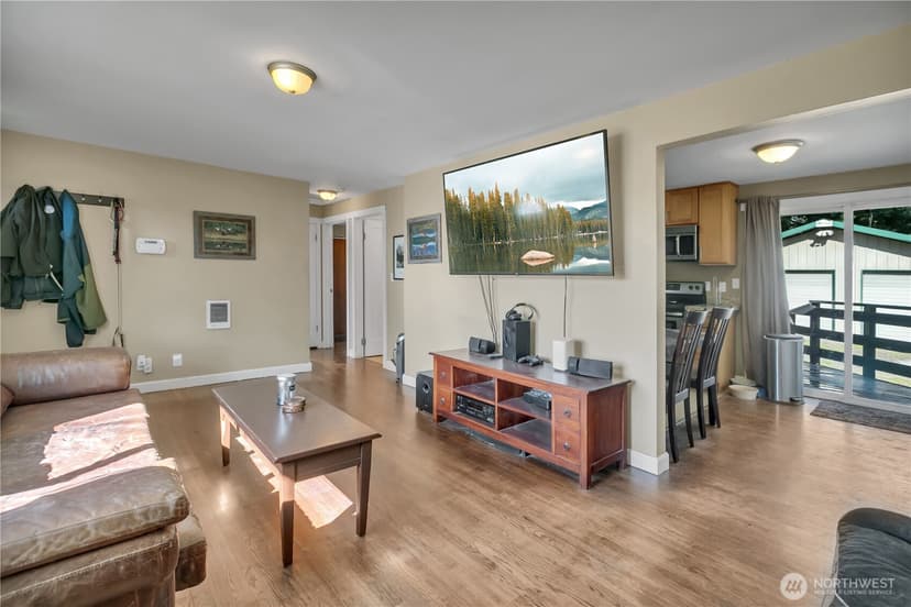 Property photo for 516 6th Ave S, Kent photo 7