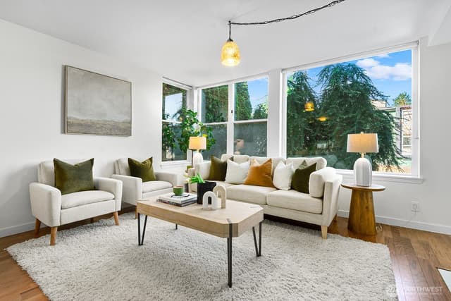 Property photo for 5000 Fauntleroy Way SW #202, Seattle photo 2