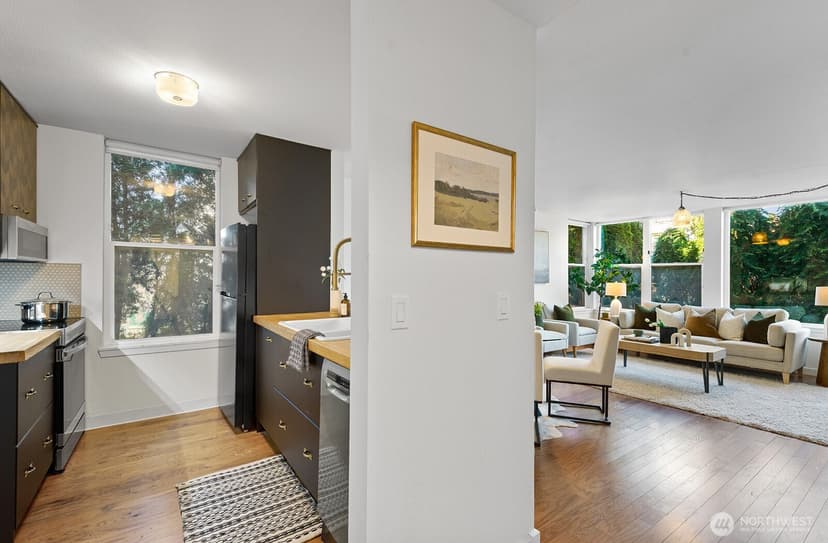 Property photo for 5000 Fauntleroy Way SW #202, Seattle photo 14