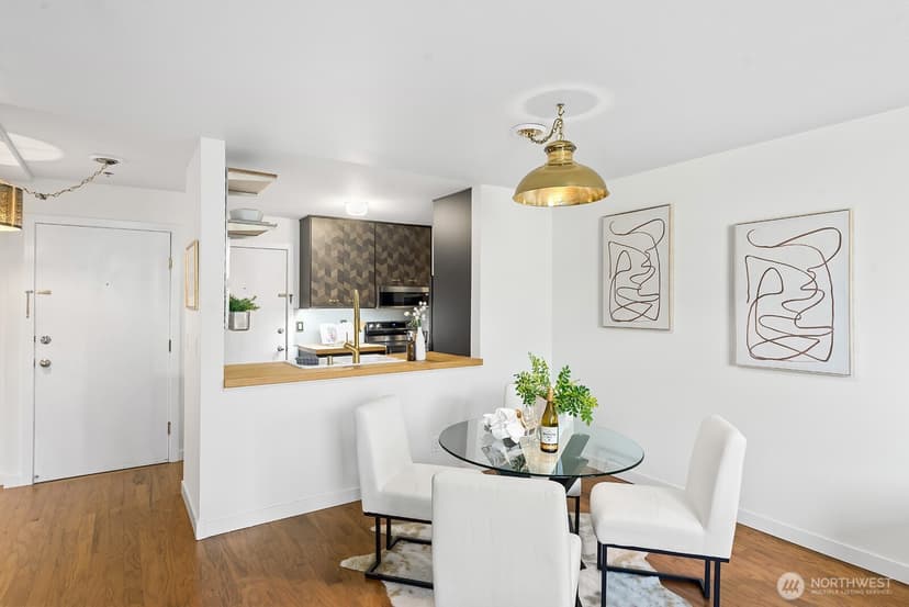 Property photo for 5000 Fauntleroy Way SW #202, Seattle photo 8