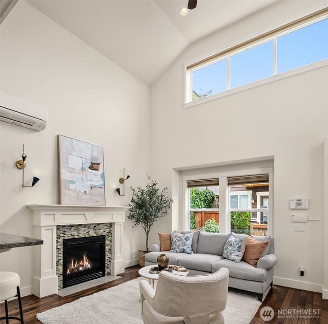 Property photo for 1123 24th Avenue S, Seattle