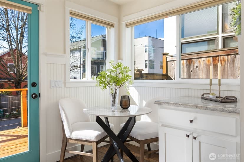 Property photo for 1123 24th Avenue S, Seattle photo 12