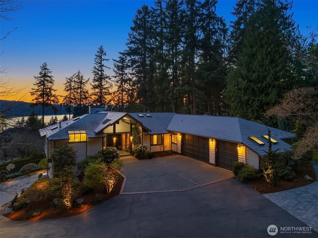 Property photo for 3529 207th Avenue SE, Sammamish photo 3