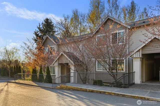 Property photo for 7035 S 133rd Street #B100, Seattle photo 3