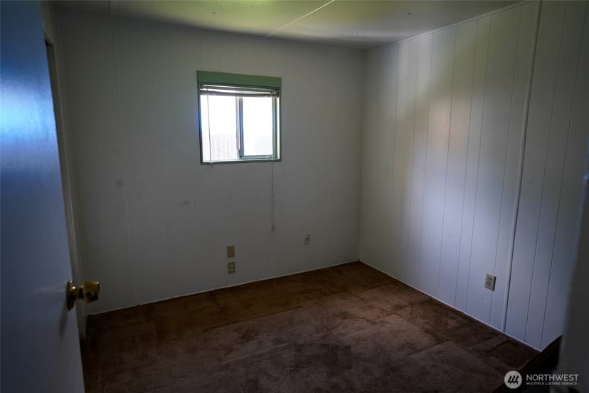 Property photo for 14408 Portland Avenue SW, Lakewood photo 10