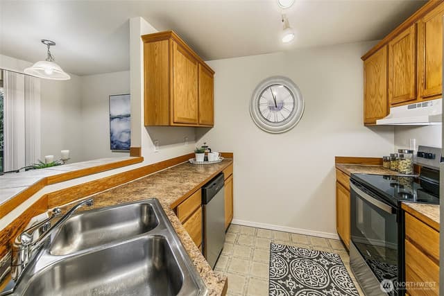 Property photo for 1009 112th Street SE #B203, Everett photo 5