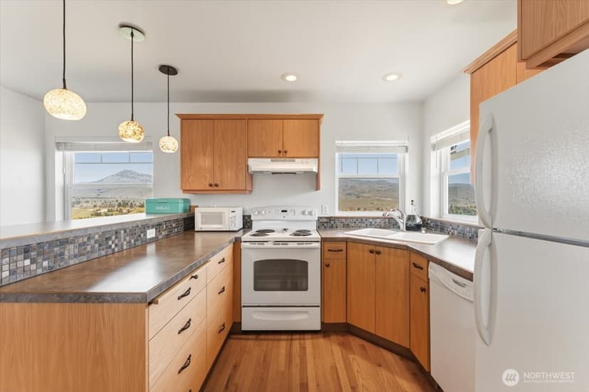 Property photo for 1190 Summit Boulevard, Manson photo 31