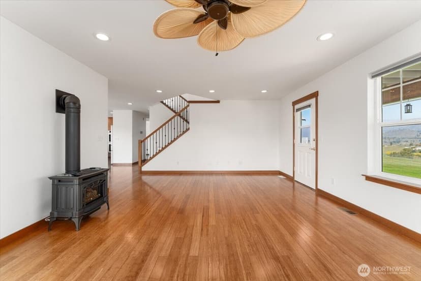 Property photo for 1190 Summit Boulevard, Manson photo 12