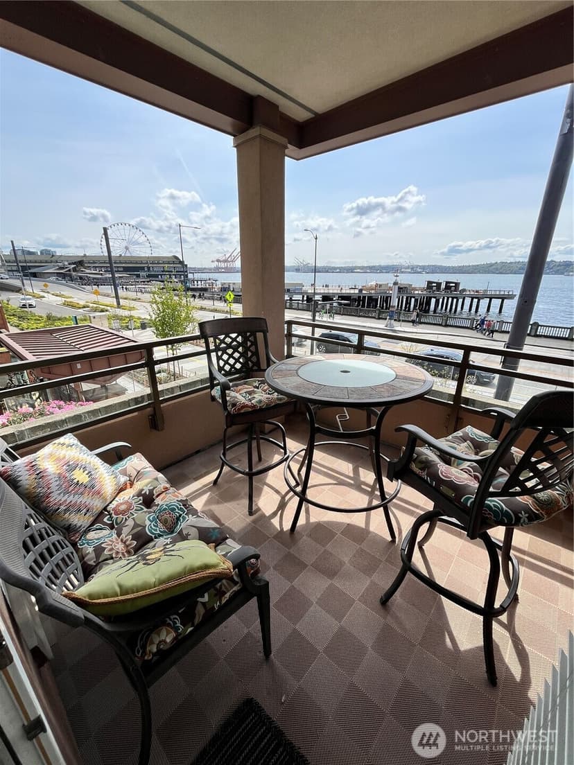 Property photo for 1950 Alaskan Way #227, Seattle photo 11