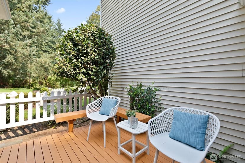 Property photo for 10025 NE 129th Place, Kirkland photo 18