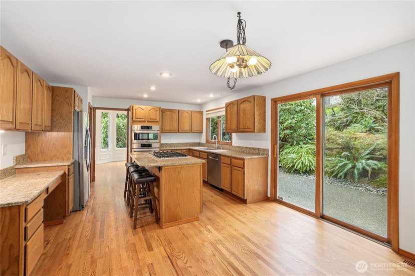 Property photo for 18605 SE 174th Way, Renton photo 11