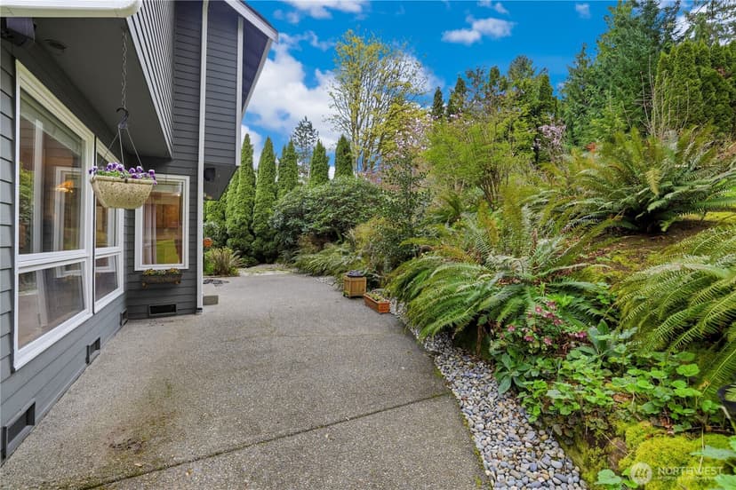Property photo for 18605 SE 174th Way, Renton photo 31