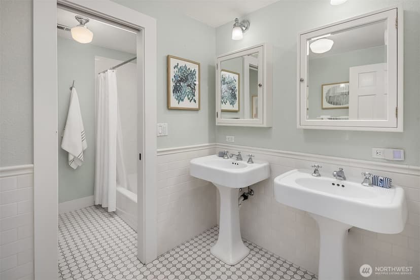 Property photo for 14750 149th Avenue NE, Woodinville photo 28