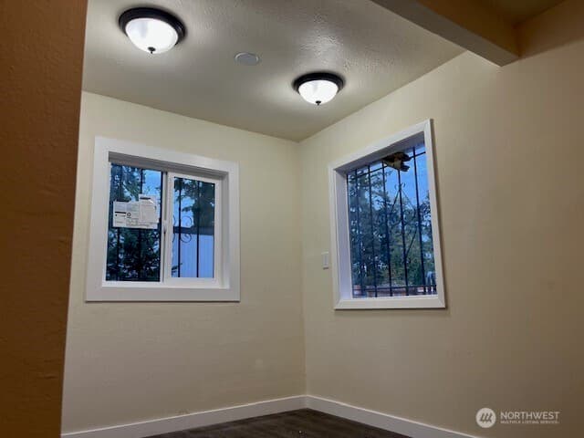 Property photo for 12524 Addison Street SW, Lakewood photo 6
