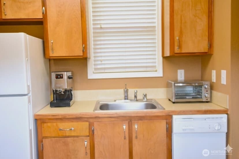 Property photo for 2629 Rucker Ave. #3, Everett photo 3