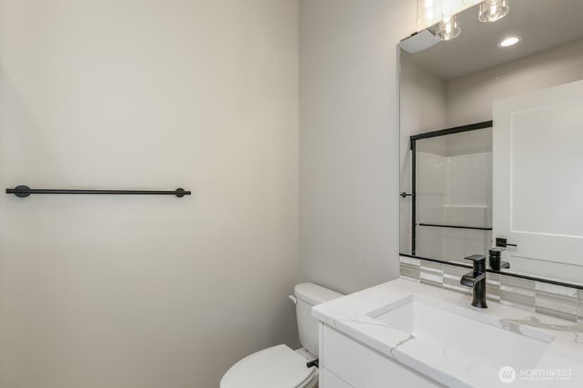 Property photo for 20313 94th Drive NE, Bothell photo 32