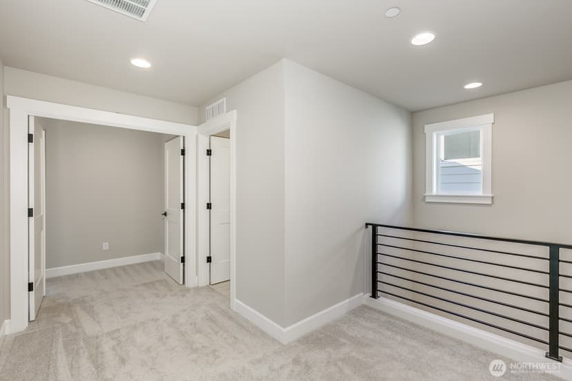 Property photo for 20313 94th Drive NE, Bothell photo 19