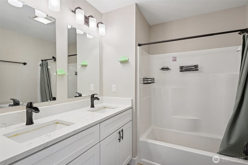 Property photo for 824 99th Street S, Tacoma photo 15