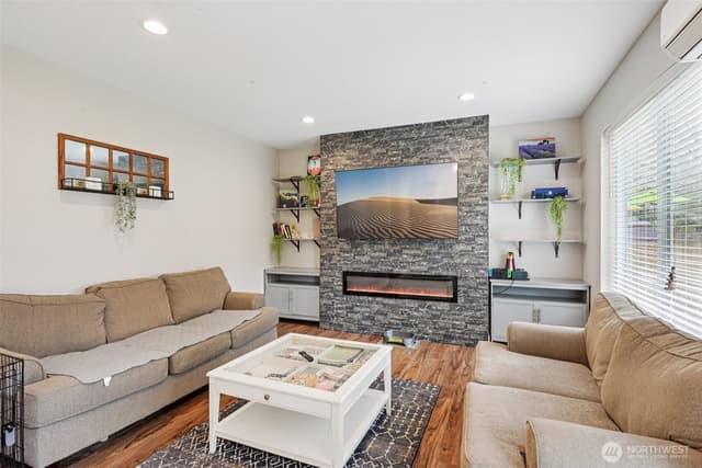 Property photo for 824 99th Street S, Tacoma