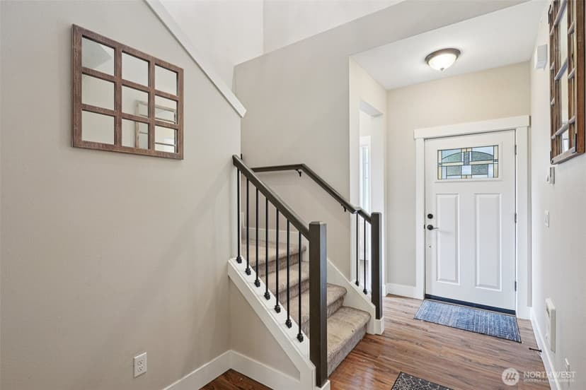 Property photo for 824 99th Street S, Tacoma photo 9
