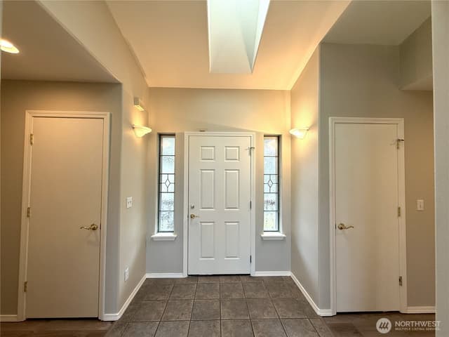 Property photo for 381 Dolphin Avenue NE, Ocean Shores photo 4
