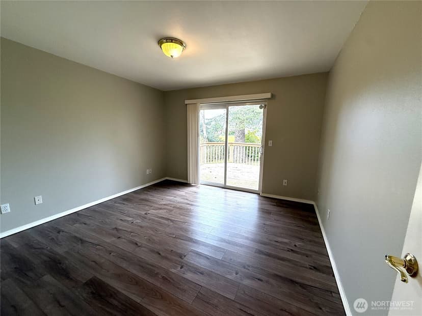 Property photo for 381 Dolphin Avenue NE, Ocean Shores photo 26