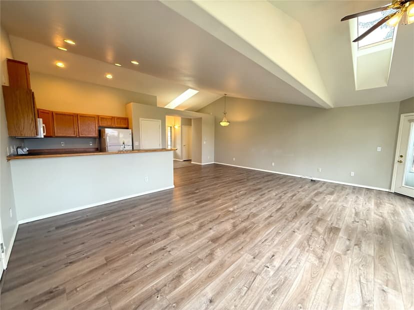 Property photo for 381 Dolphin Avenue NE, Ocean Shores photo 11