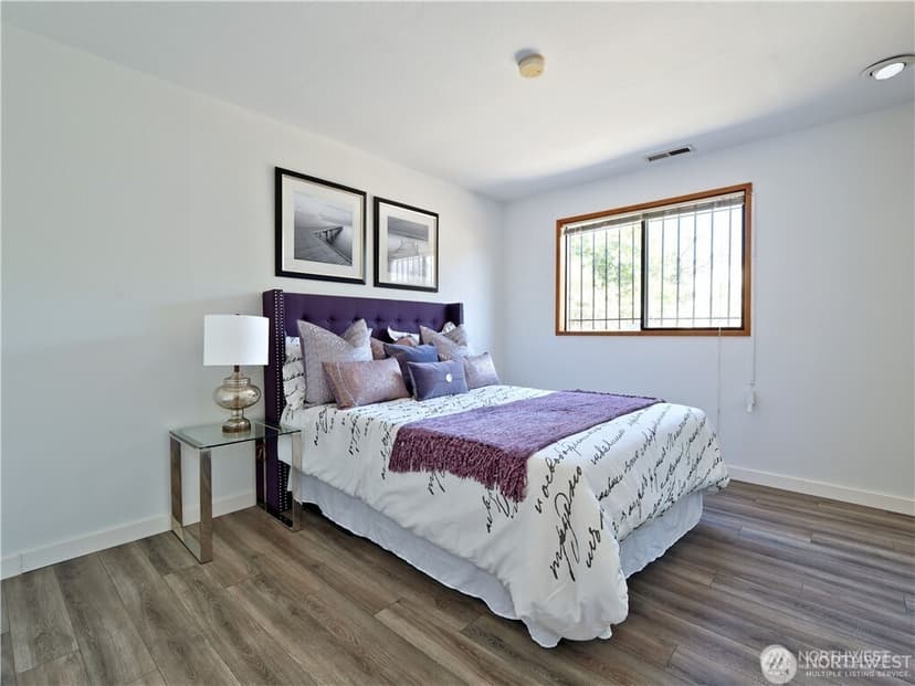 Property photo for 6750 28th Avenue S, Seattle photo 15